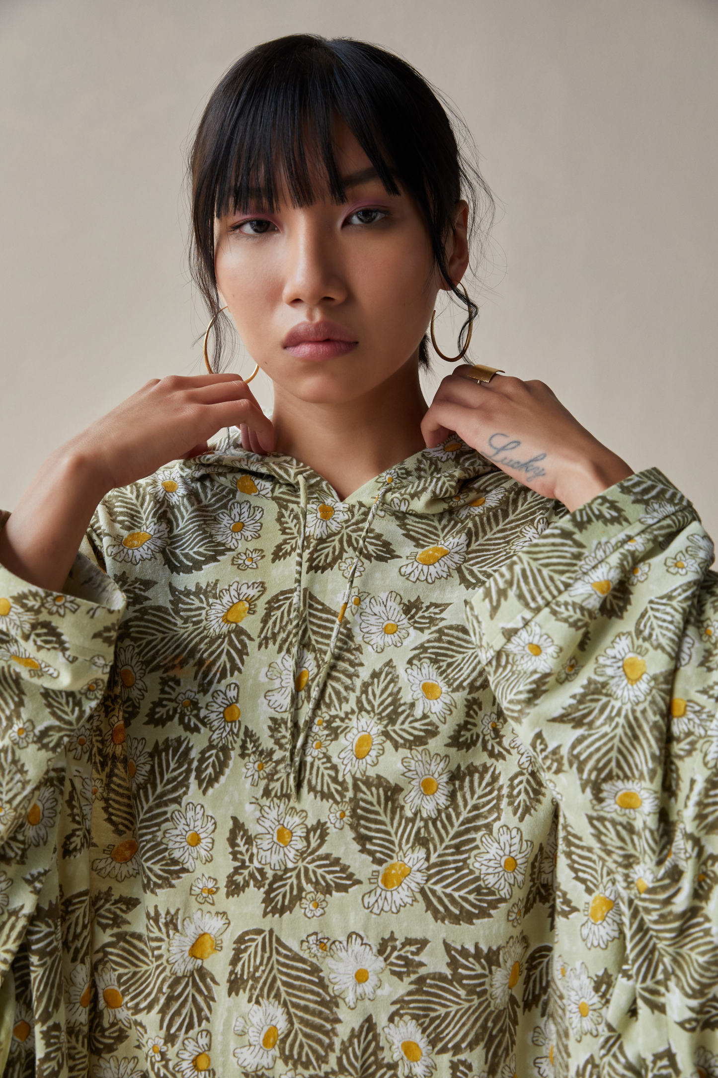 Daisea hemp knit hoodie dress