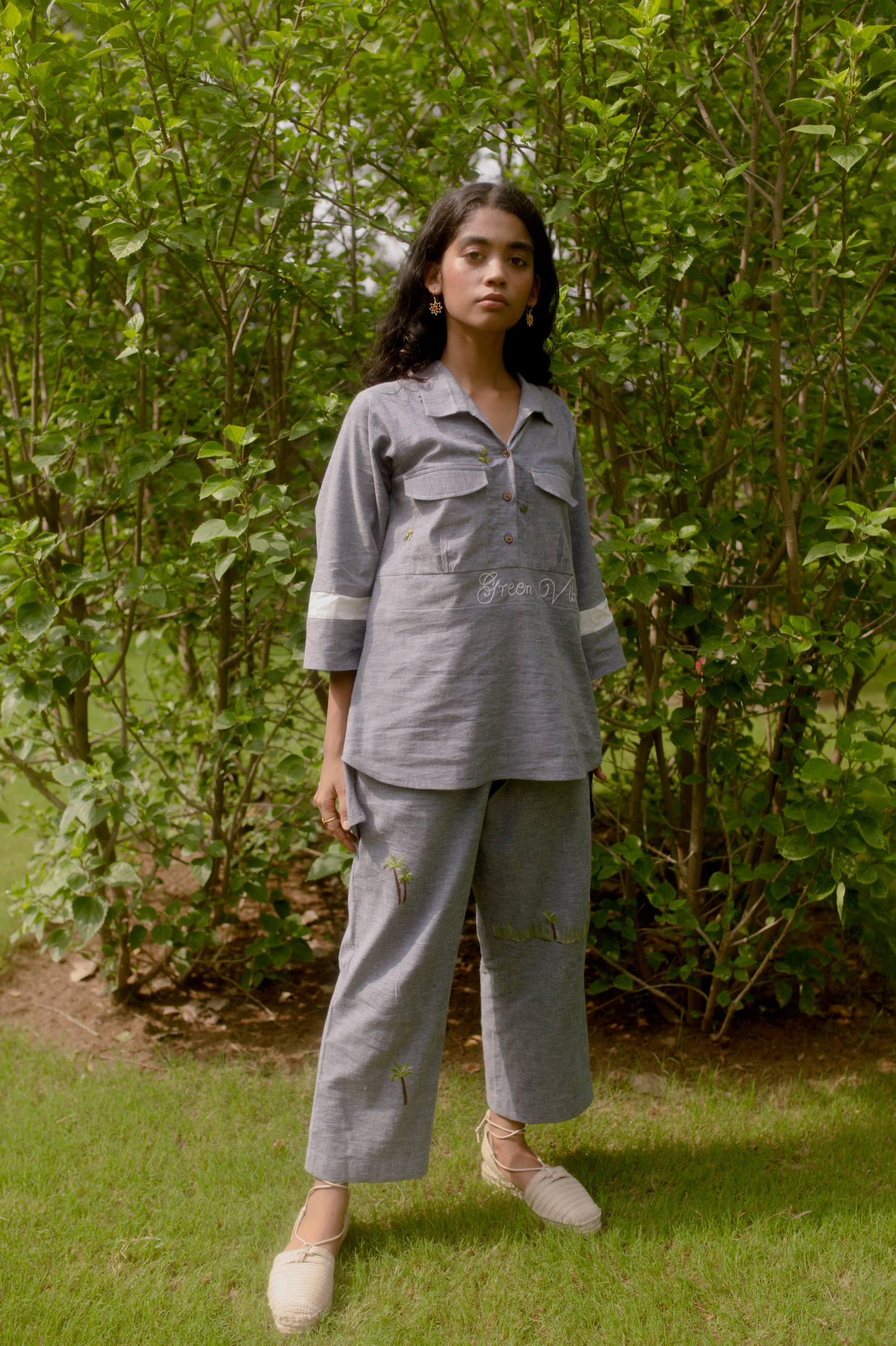 Sui | GREEN VIBES hand-embroidered hemp denim shirt from Flow Winter Collection 2019