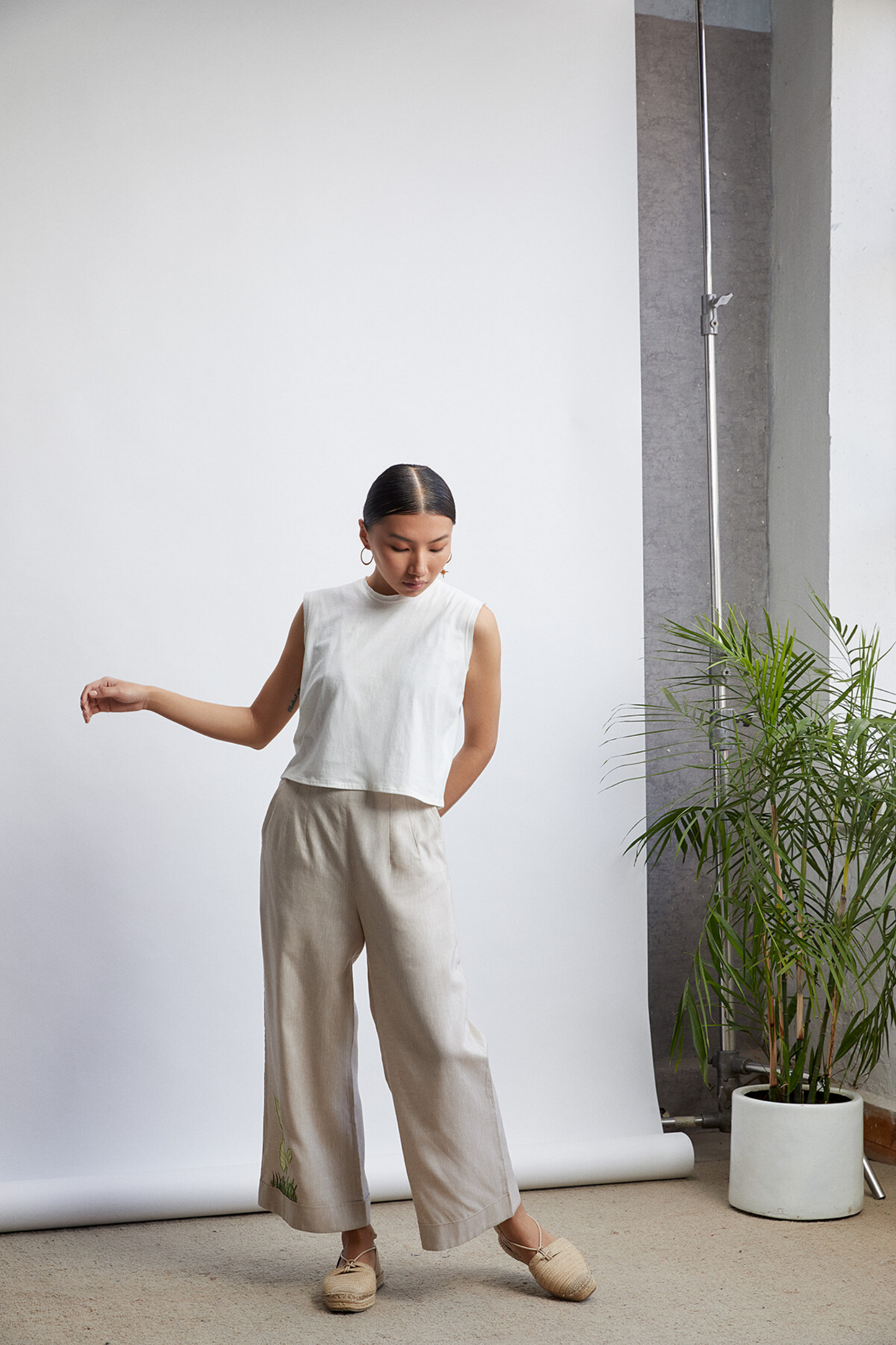The Easy linen wide-leg trousers
