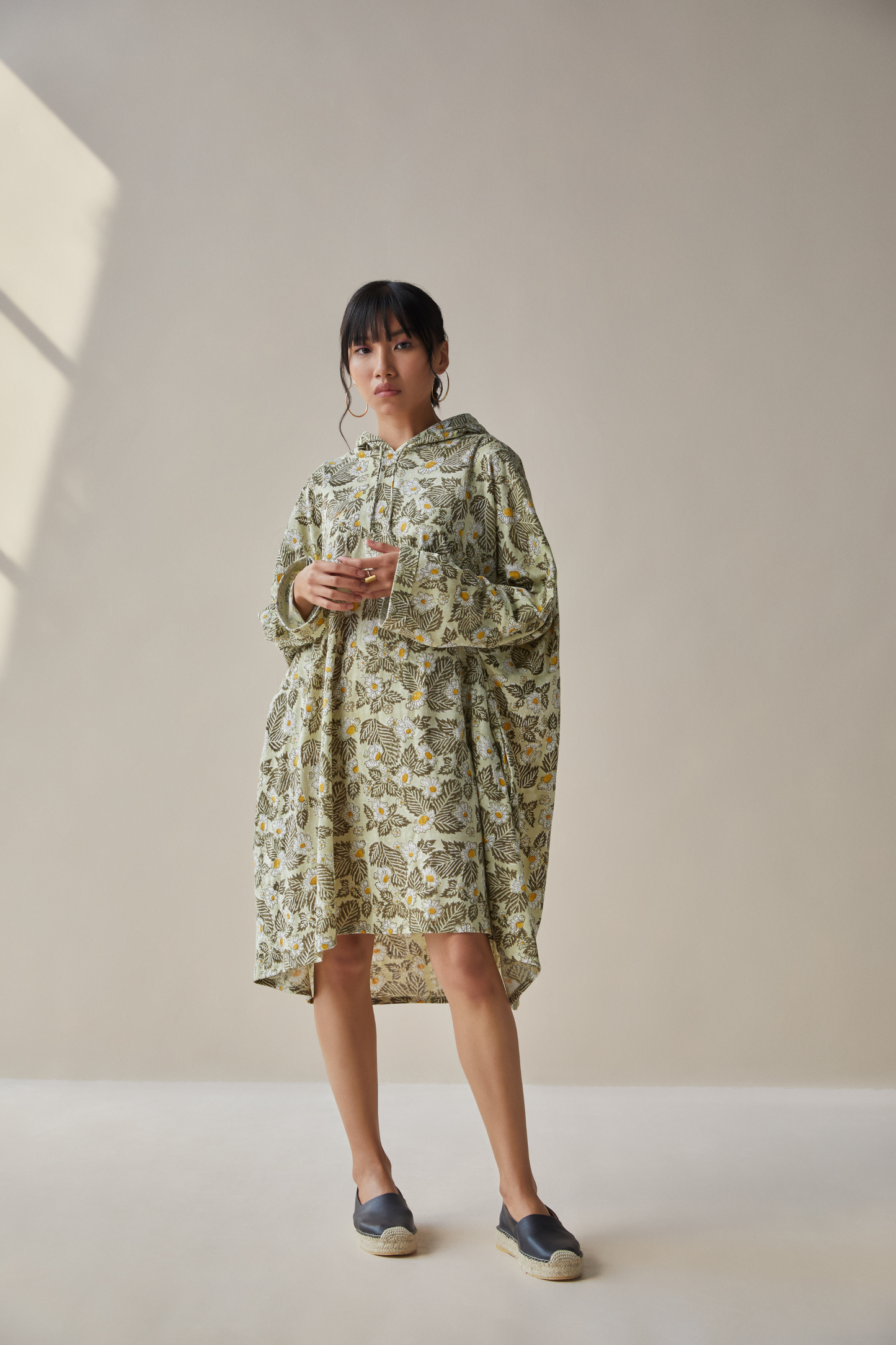 Daisea hemp knit hoodie dress