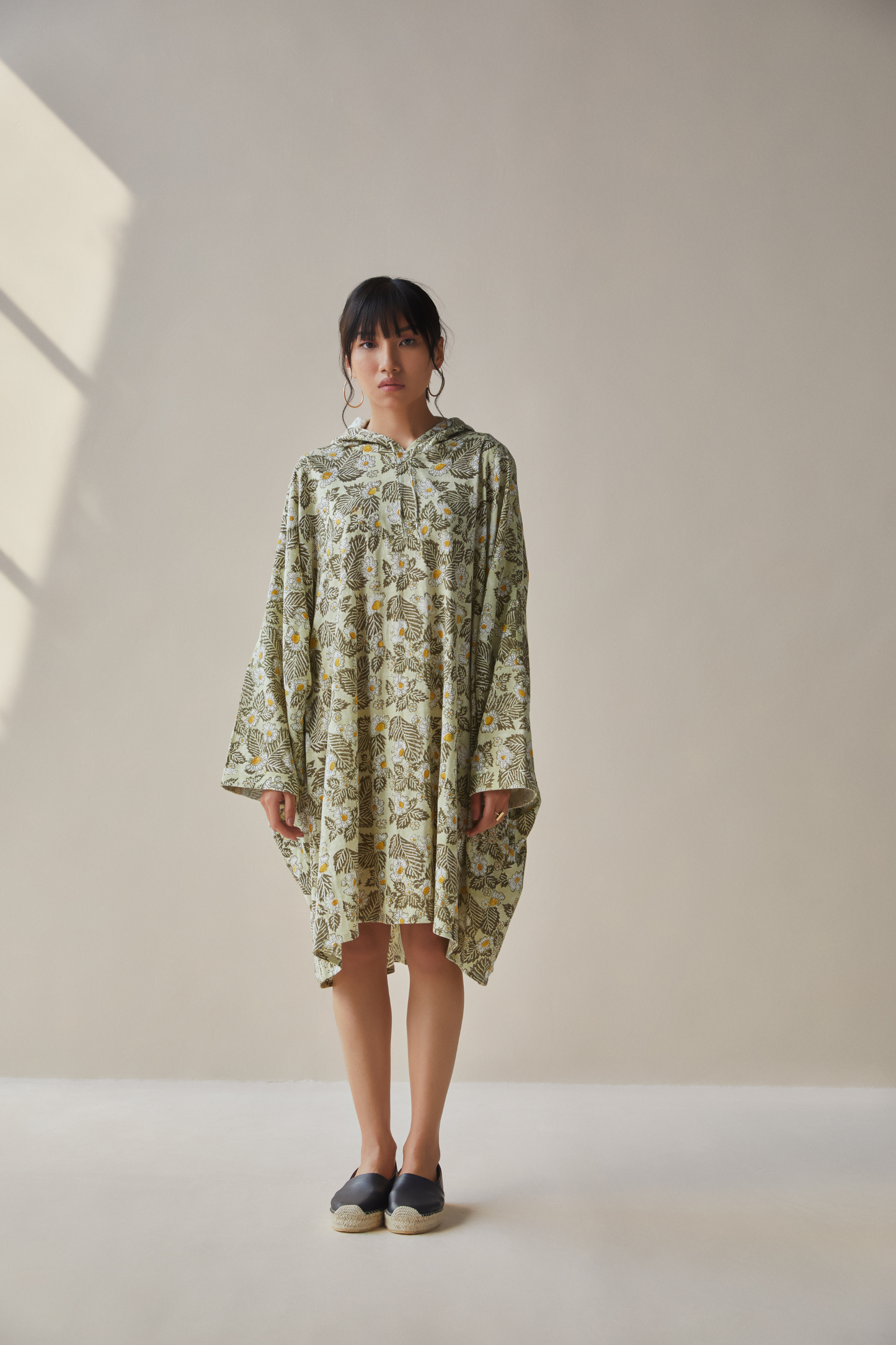 Daisea hemp knit hoodie dress