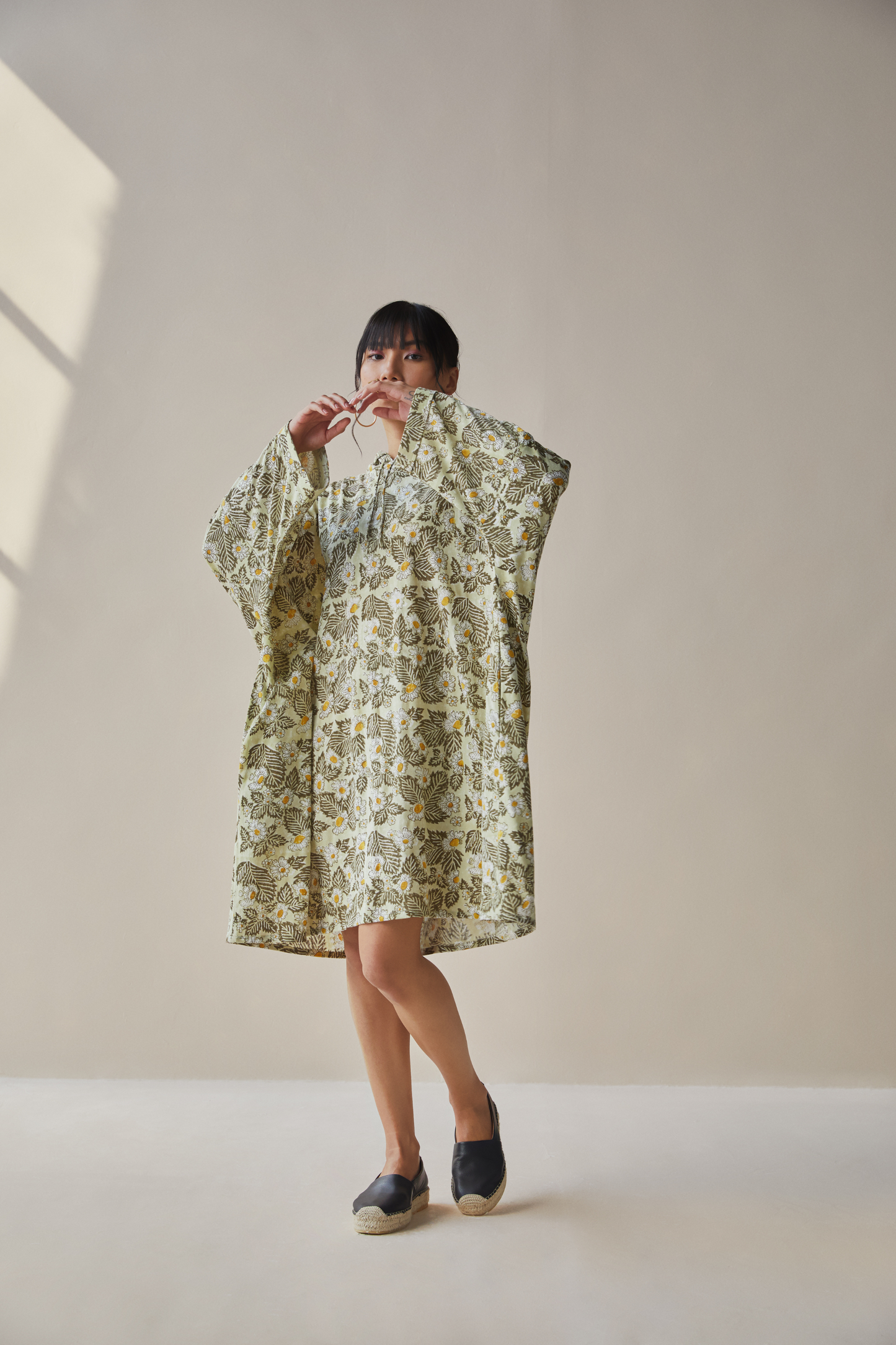 Daisea hemp knit hoodie dress