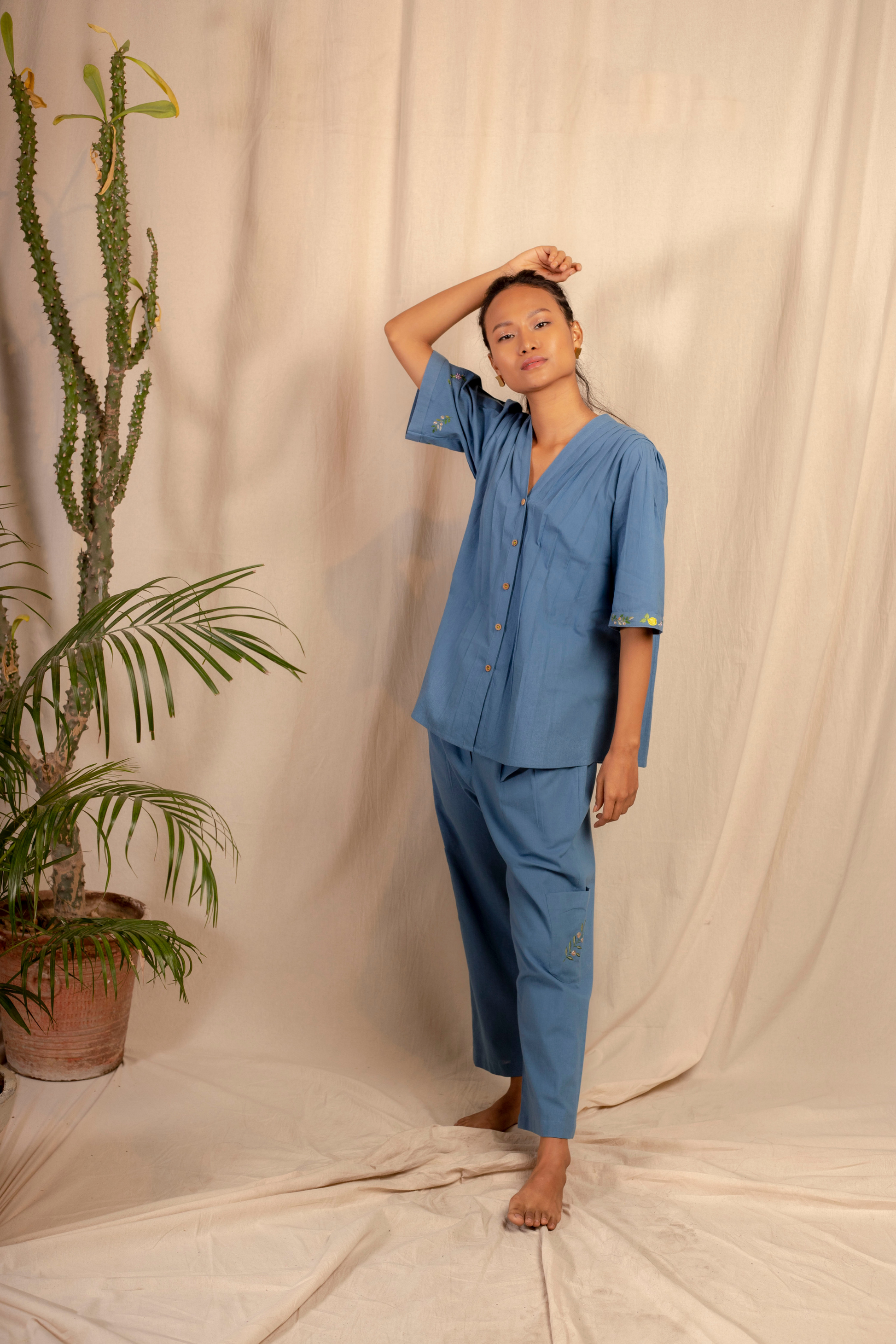  Sui | DALLA RIVA embroidered, herbal-dyed recycled fabric belted top from Granita Summer Collection 2019