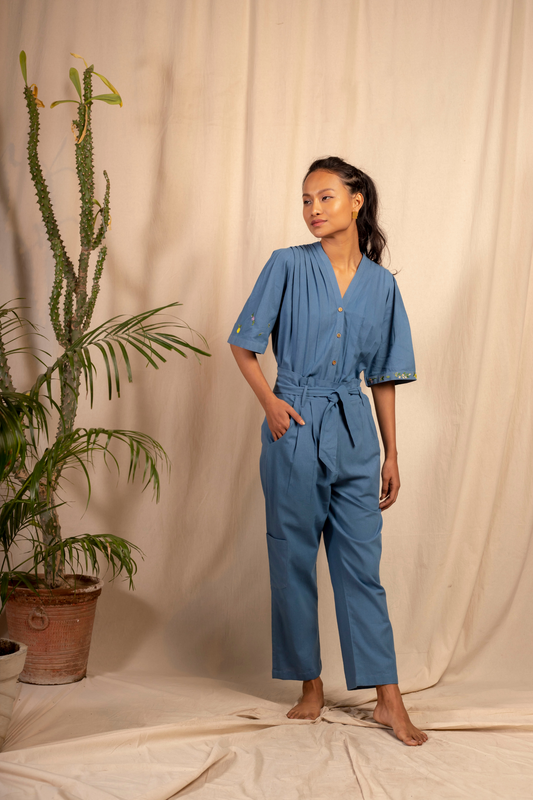  Sui | DALLA RIVA embroidered, herbal-dyed recycled fabric casual trousers from Granita Summer Collection 2019