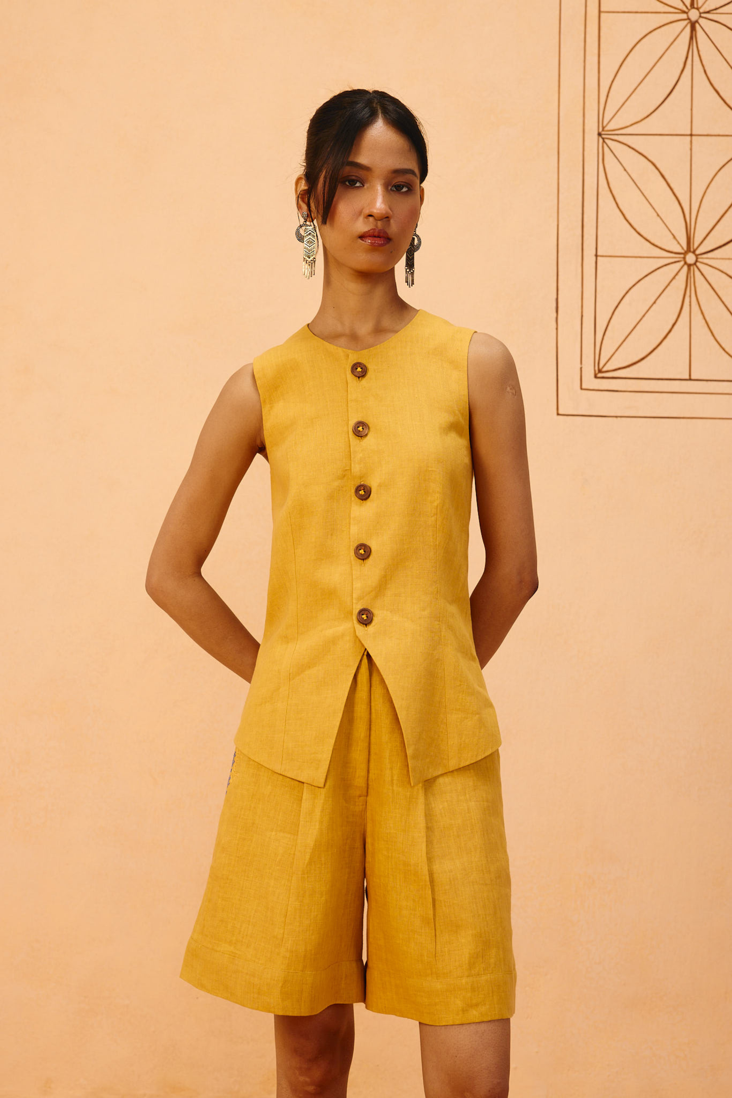Golden Daydream Linen Waistcoat