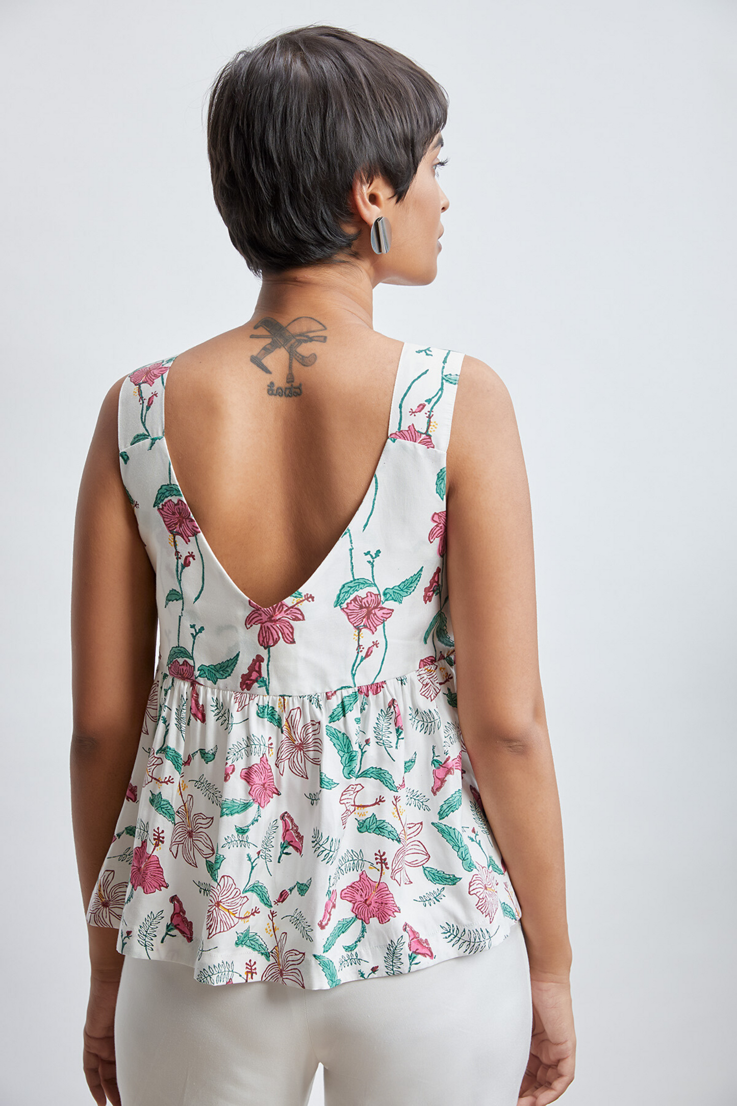 Hibiscusy Summer Top