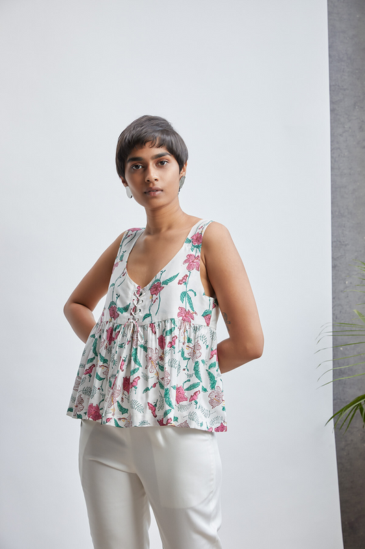Hibiscusy Summer Top