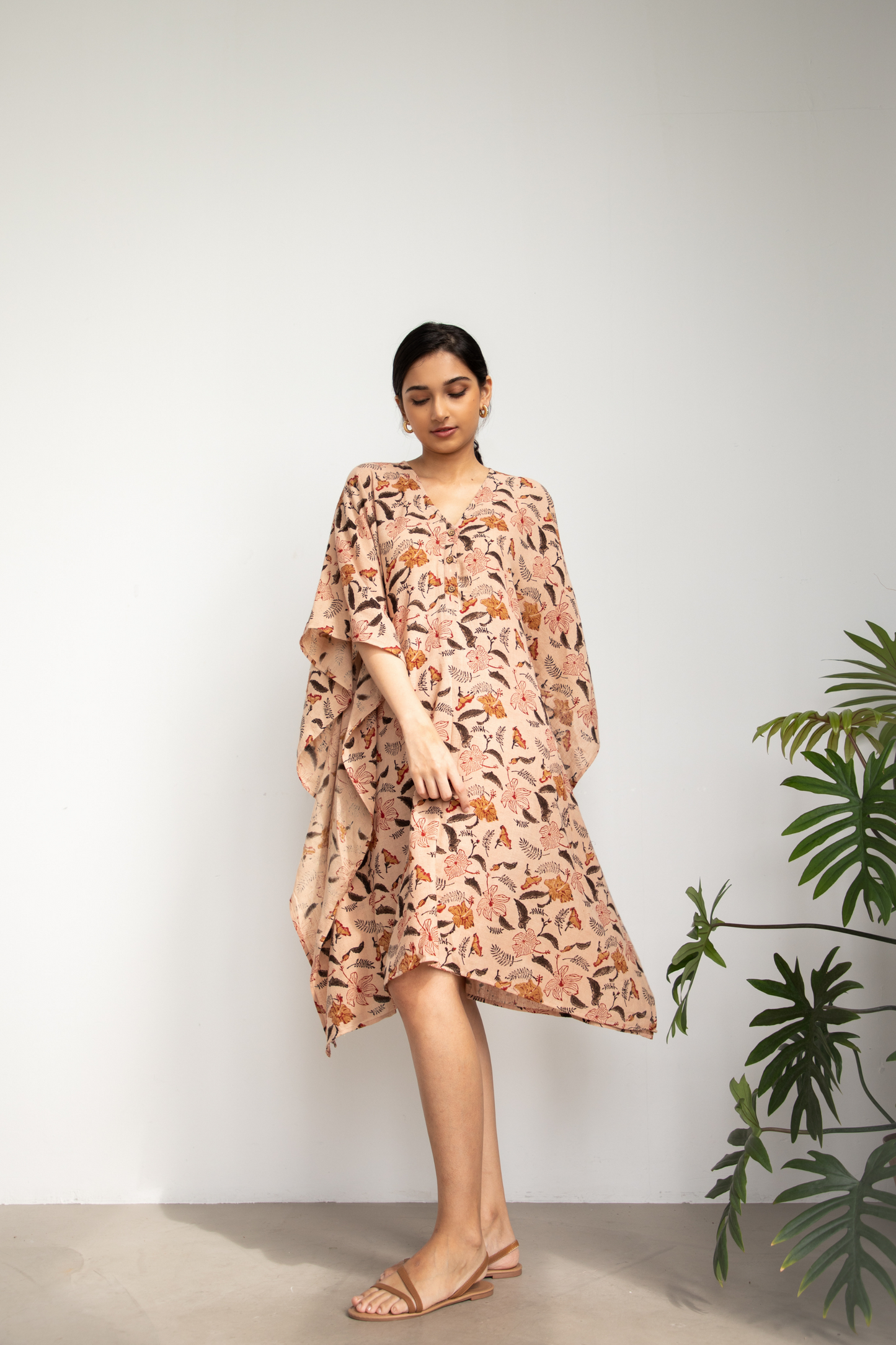 Hibiscusy handwoven organic cotton kaftan
