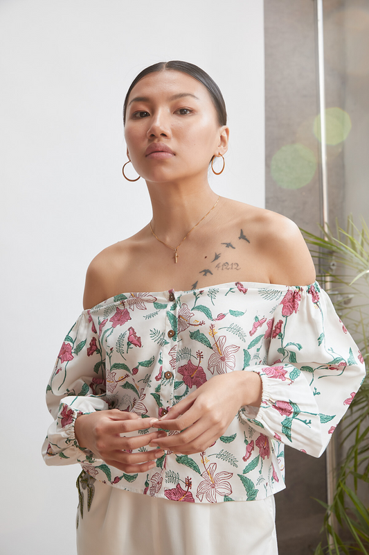 hibiscusy long sleeve off shoulder tencel top