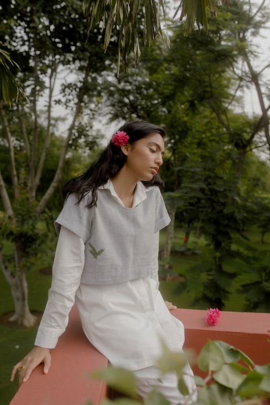 Sui | LEAFY hand-embroidered hemp crop top from Flow Winter Collection 2019