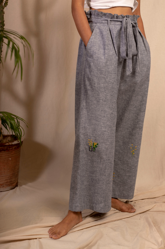 Sui | SUMMERTIME hand-embroidered hemp denim casual pants from Granita Summer Collection 2019