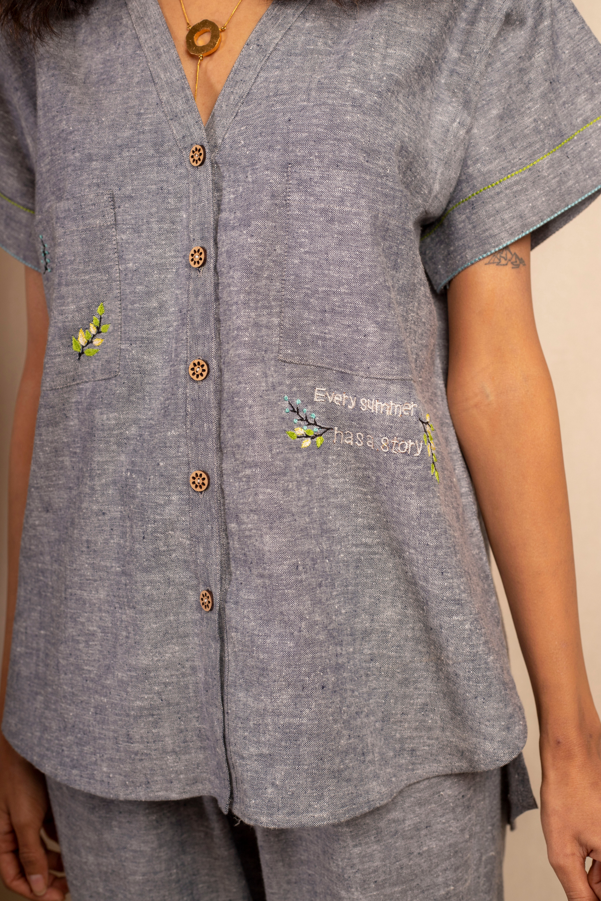  Sui | SUMMERTIME embroidered hemp denim casual shirt from Granita Summer Collection 2019