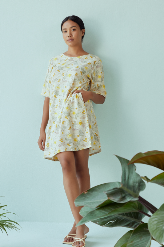 Sunny palms short sleeve hemp knit dress