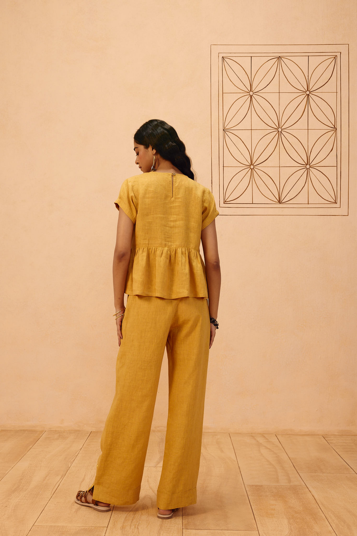 The Ghar Linen Set