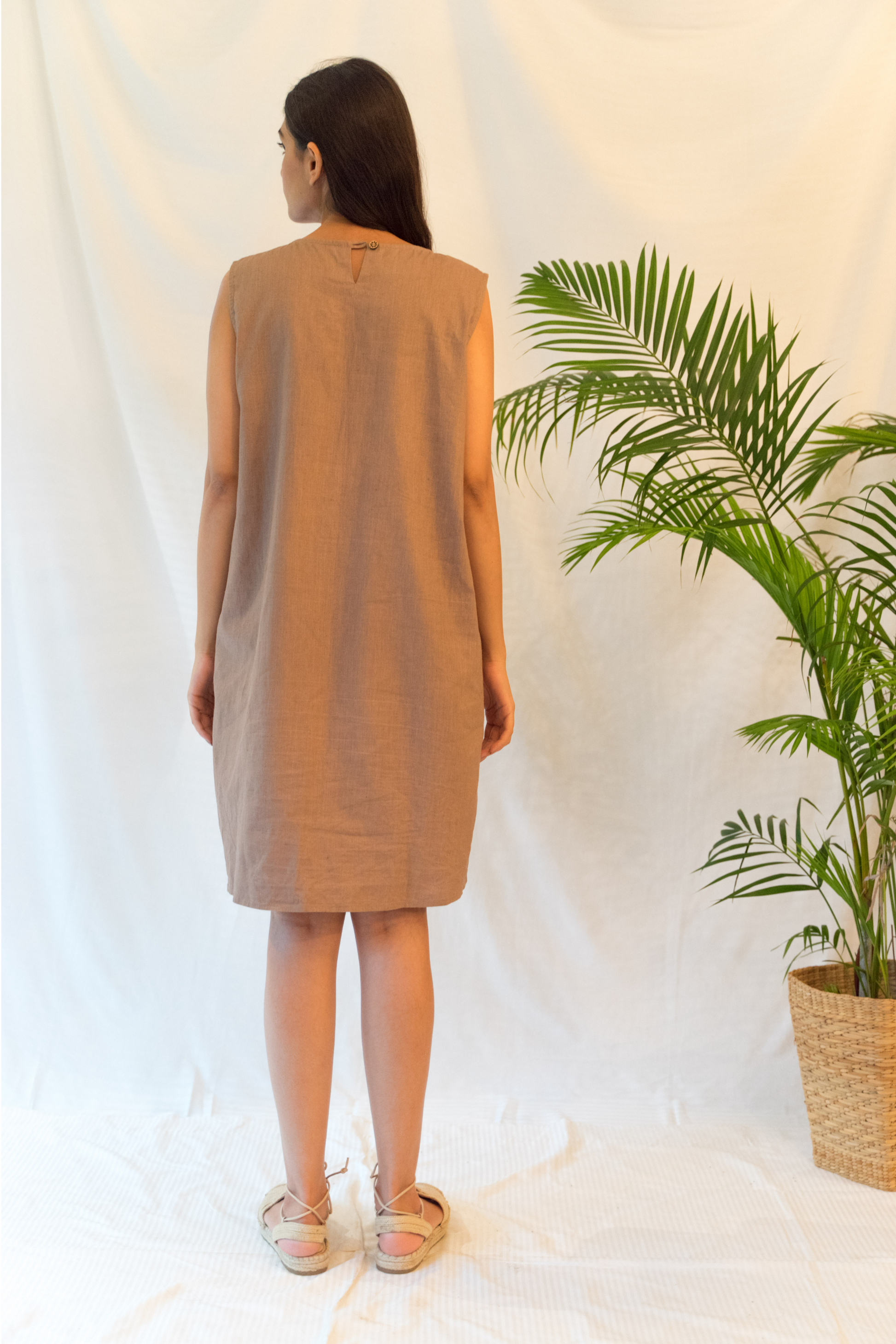 Sui | THE PACIFIC herbal-dyed hemp shift dress from Flow Winter Collection 2019