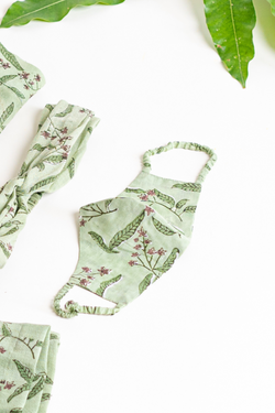 The Green Mango tencel mask