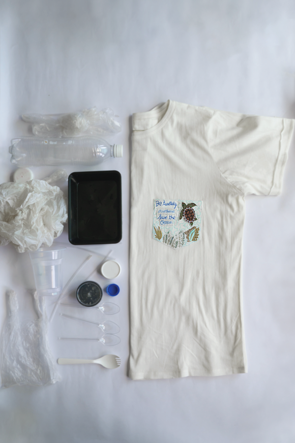 Be Turtlely Awesome, Save the Ocean organic cotton t-shirt - Sui X ReefWatch